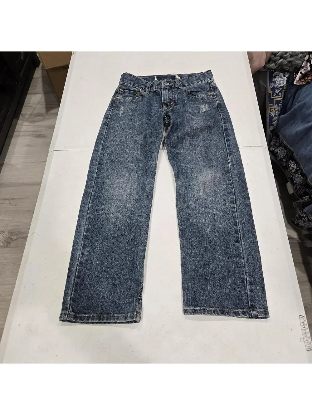 -Levi's 514 blue denim jeans